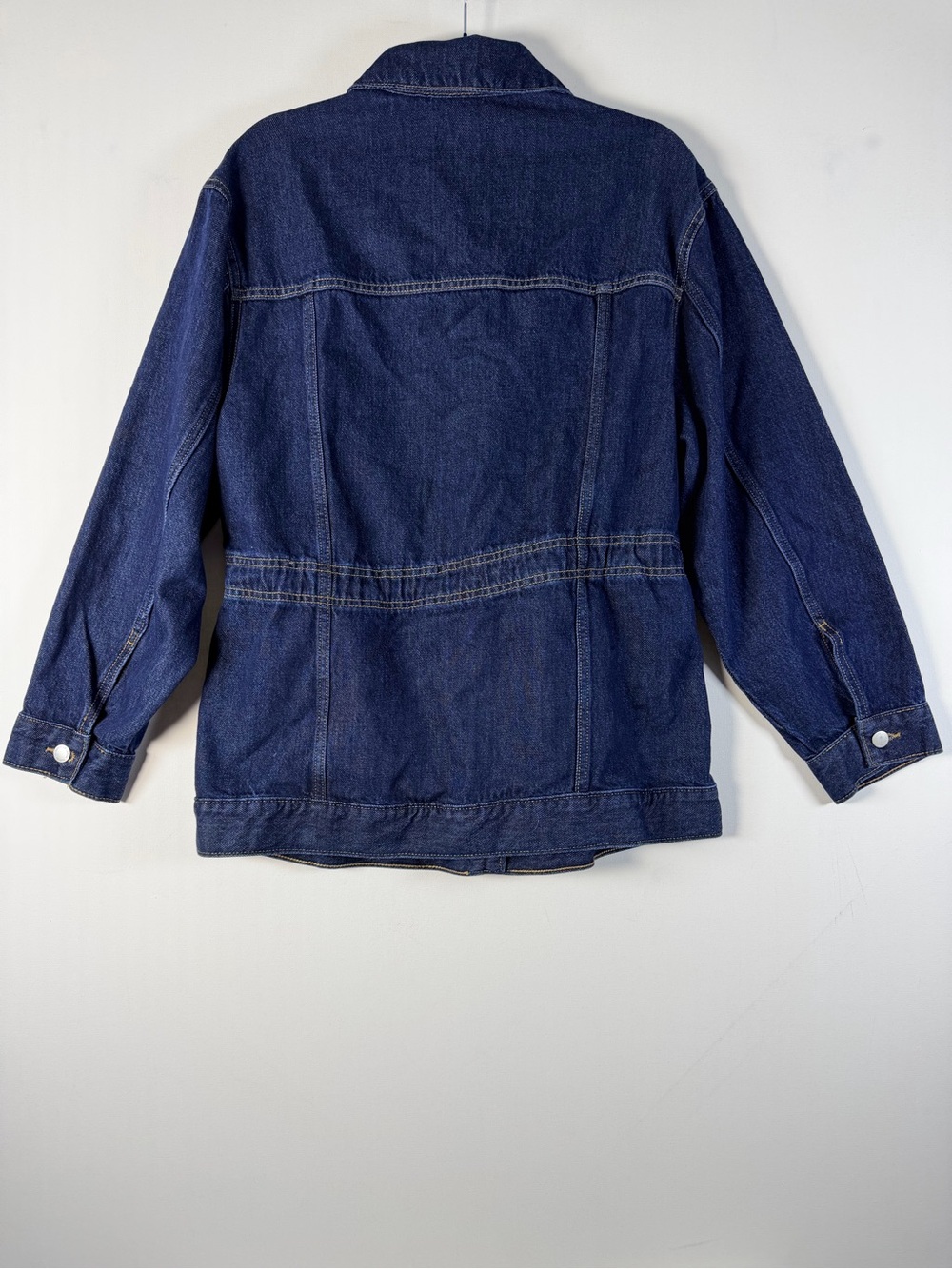 Universal Thread™ Women's Cinched Waist Trucker Denim Jacket - Dark Wash - M - Picture 9 of 10